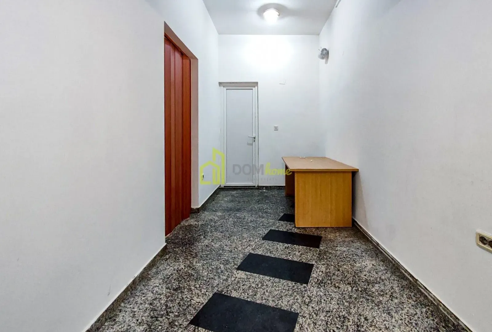 Rent, office space, 25m², Preko Morače, Podgorica