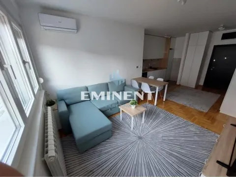 Izdavanje, stan, 42m², Zemun Gornji Grad, Zemun Sve Podlokacije - image 3