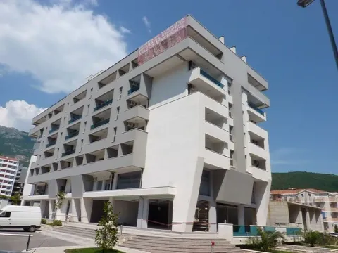 Prodaja, stan, 105m², Budva, Crna Gora - image 4