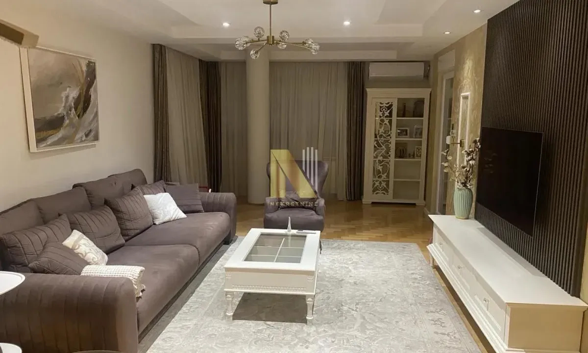 Sale, three bedroom apartment, 99m², Centar, Novi Sad