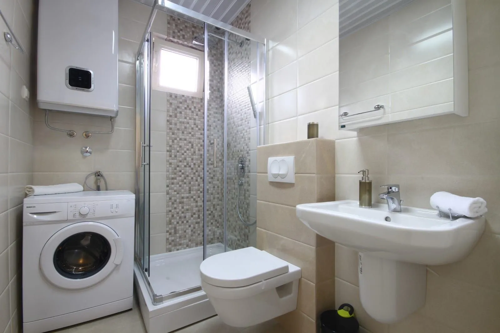 Rent, two bedroom apartment, 75m², Centar, Budva
