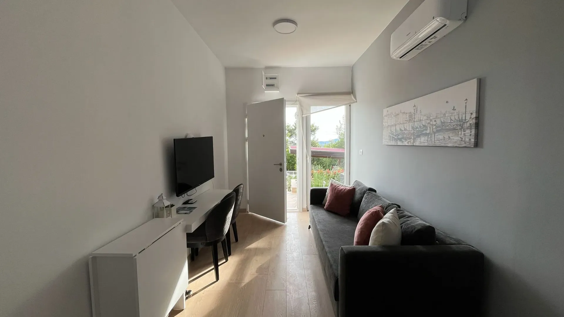 Sale, one bedroom apartment, 33m², Kavač, Kotor