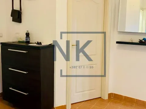 Izdavanje, dvosoban stan, 74m², Stara Varoš, Podgorica - image 9