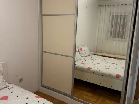 Rent, one bedroom apartment, 47m², Stari Aerodrom, Podgorica - image 4