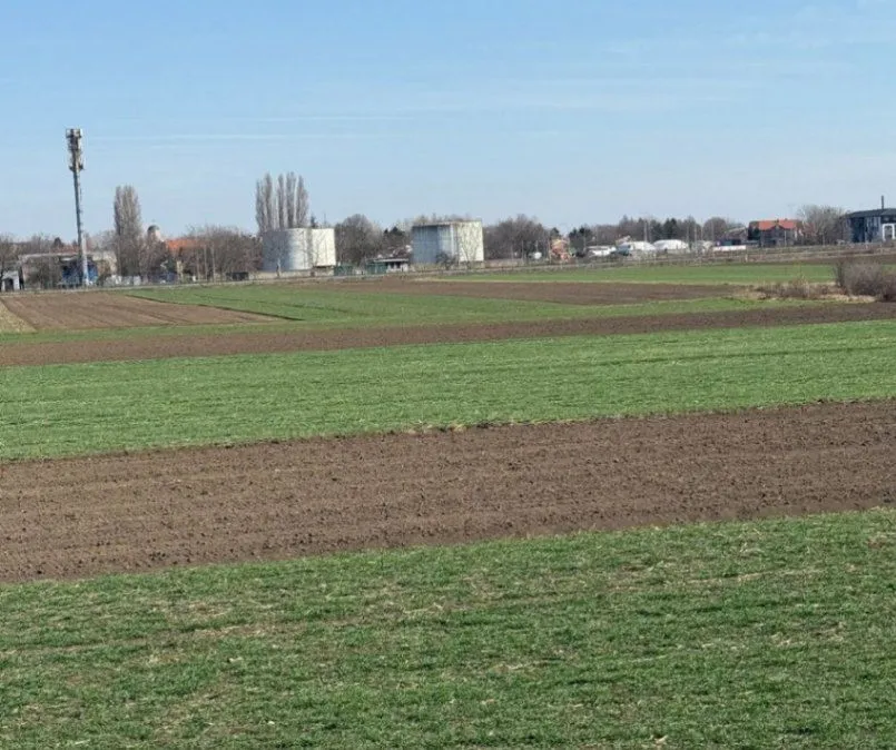 Prodaja, plac, 4300m², Zemun Polje, Beograd