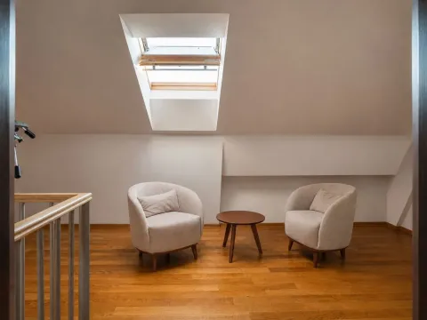 Rent, two bedroom apartment, 140m², City Kvart, Podgorica - image 11