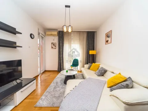 Rent, one bedroom apartment, 50m², Krivi Most, Podgorica - image 2