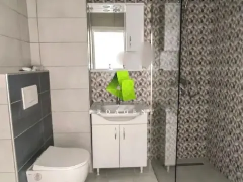 Prodaja, trosoban stan, 79m², Medijana, Niš - image 10