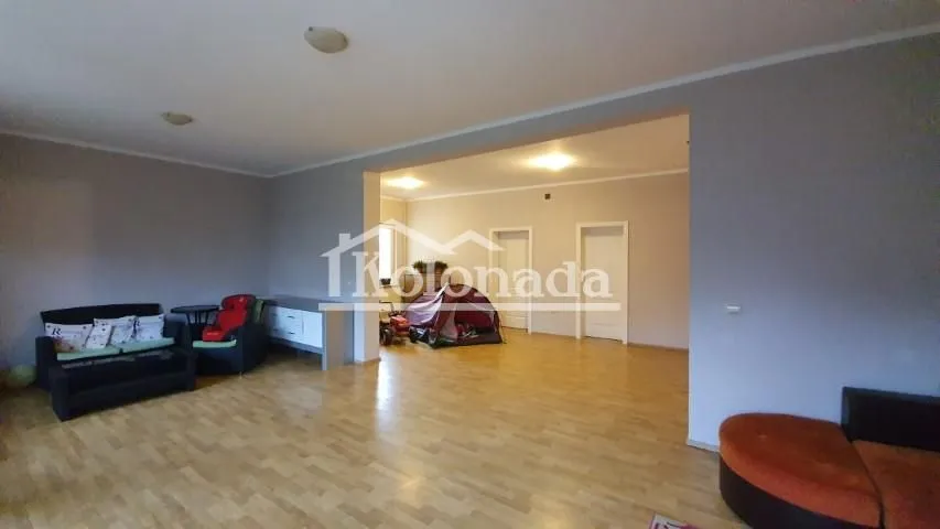 Sale, house, 230m², Sopot, Beograd