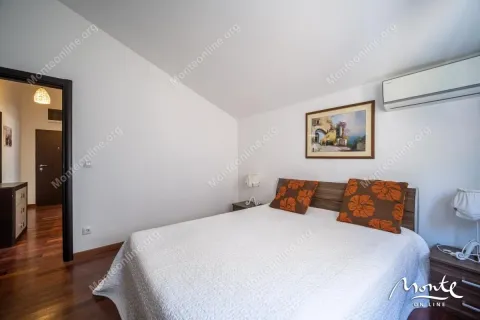 Prodaja, dvosoban stan, 61m², Dobrota, Kotor - image 15