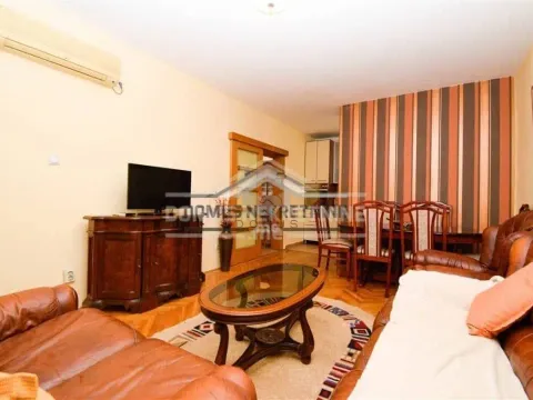 Izdavanje, jednosoban stan, 45m², Stari Aerodrom, Podgorica - image 2