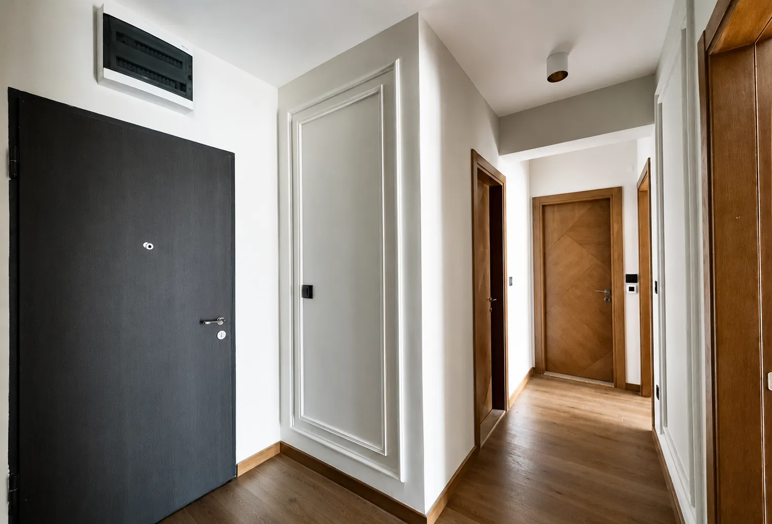 Izdavanje, dvosoban stan, 70m², Ljubović, Podgorica