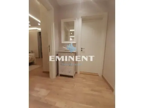 Rent, two bedroom apartment, 55m², Savski Venac, Beograd - image 12