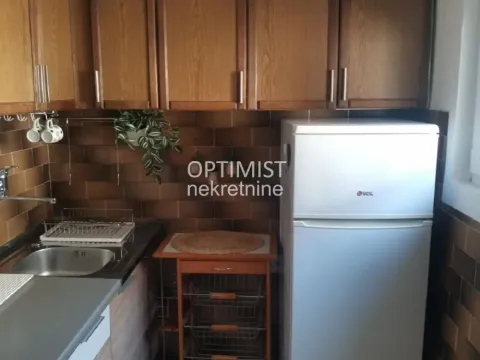 Izdavanje, dvosoban stan, 46m², Zemun Gornji Grad, Zemun Sve Podlokacije - image 4