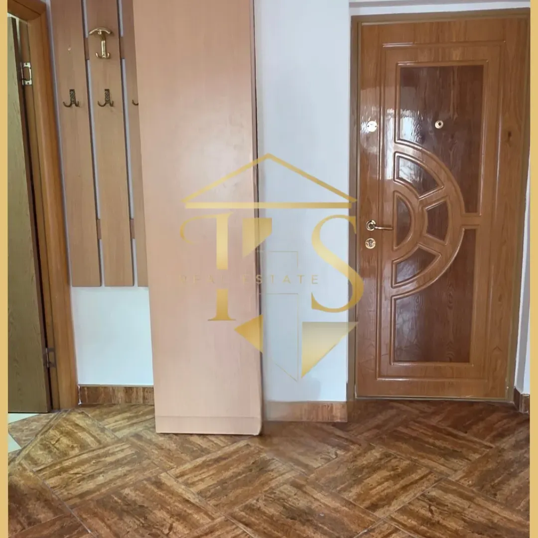 Izdavanje, trosoban stan, 120m², Seljanovo, Tivat
