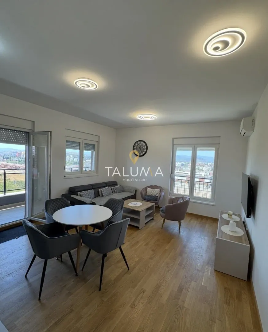 Izdavanje, dvosoban stan, 65m², Stari Aerodrom, Podgorica
