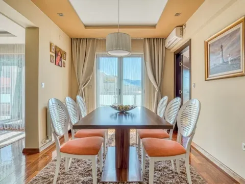 Sale, four bedroom apartment, 190m², Rozino, Budva - image 12