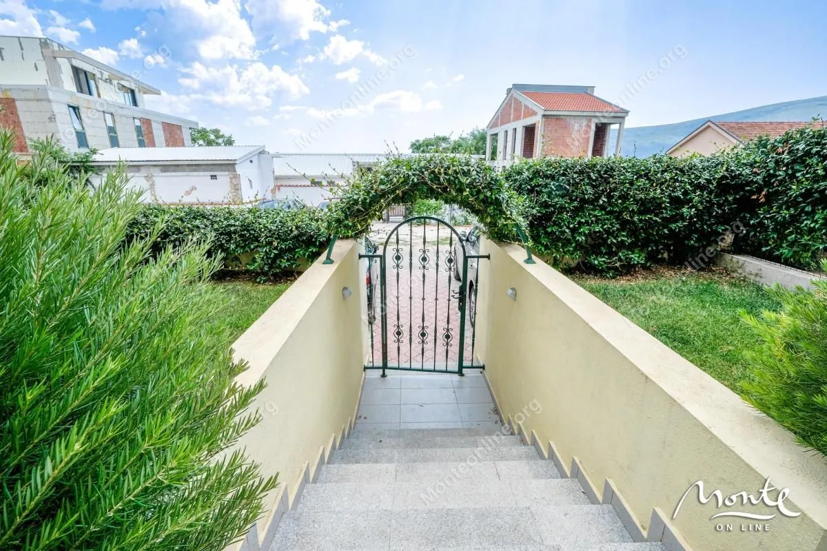 Prodaja, jednosoban stan, 72m², Bijela, Herceg Novi