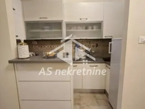Rent, two bedroom apartment, 50m², Stari Grad, Beograd - image 7