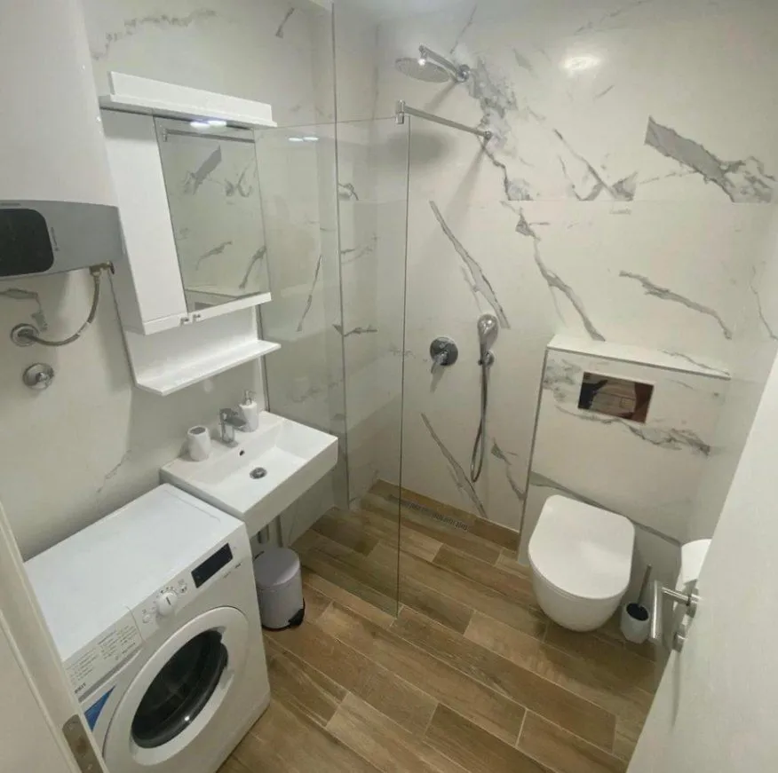 Izdavanje, jednosoban stan, 44m2, Bulevar, Budva