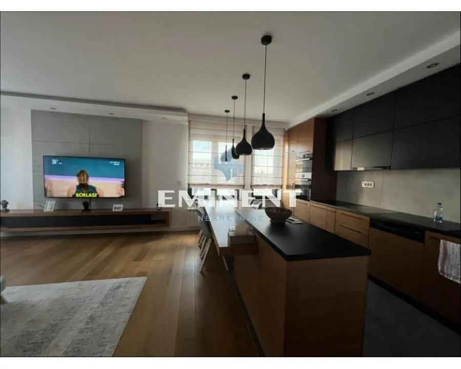Rent, four bedroom apartment, 113m², Savski Venac, Beograd