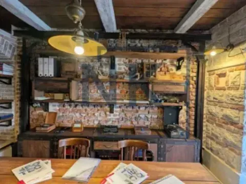 Izdavanje, poslovni prostor, 42m², Centar, Podgorica - image 10