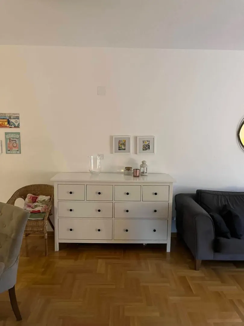 Izdavanje, dvosoban stan, 54m², Golubovina, Budva