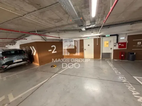 Rent, two bedroom apartment, 56m², Savski Venac, Beograd - image 20