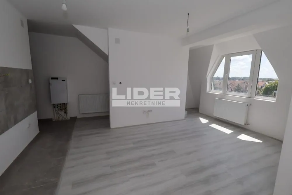 Prodaja, trosoban stan, 66m², Šabac, Srbija