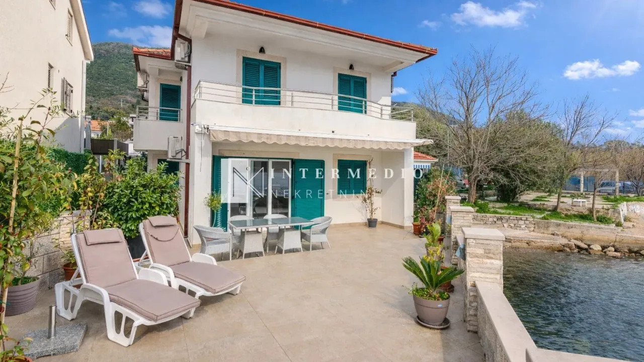 Sale, house, 120m², Kumbor, Herceg Novi