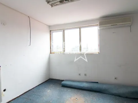 Izdavanje, poslovni prostor, 350m², Tuški Put, Podgorica - image 8