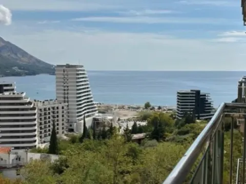 Sale, one bedroom apartment, 51m², Bečići, Budva - image 1
