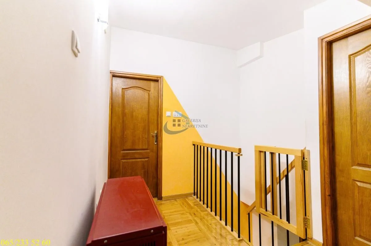Sale, three bedroom apartment, 72m², Karaburma, Palilula Sve Podlokacije