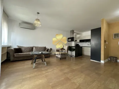 Izdavanje, jednosoban stan, 65m², City Kvart, Podgorica - image 12