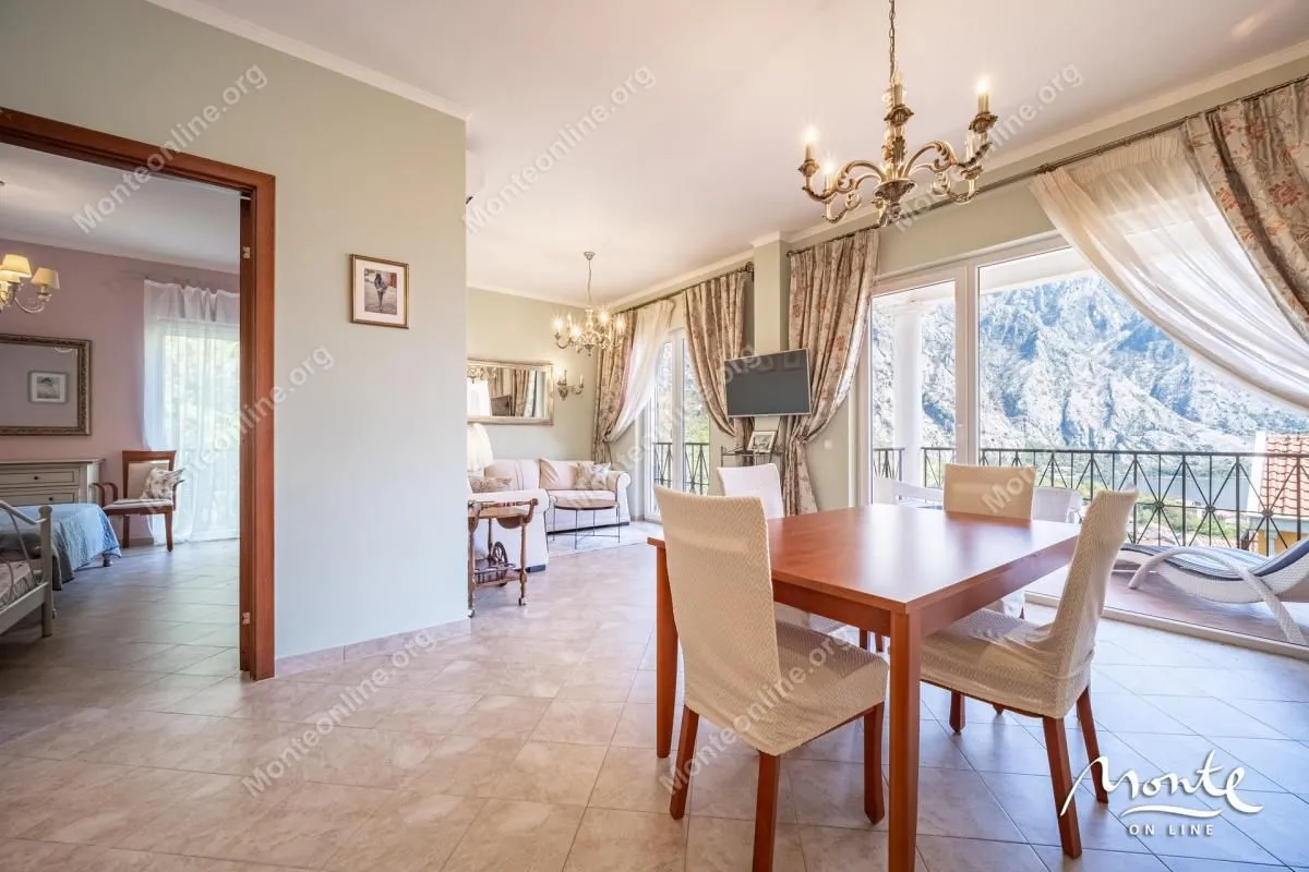 Prodaja, jednosoban stan, 63m², Orahovac, Kotor