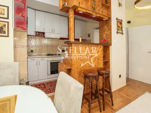 Izdavanje, dvosoban stan, 76m², Centar, Podgorica - image 12