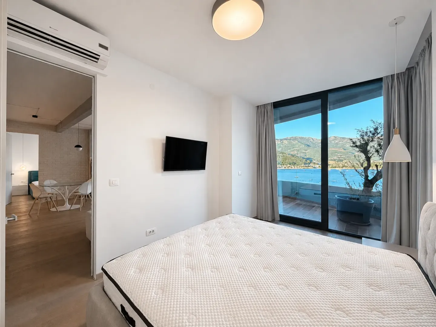 Rent, two bedroom apartment, 117m², Centar, Budva