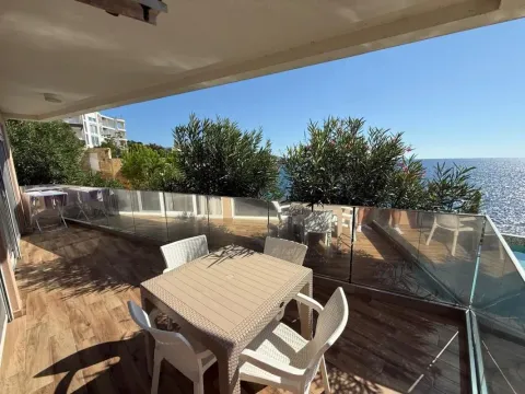 Sale, two bedroom apartment, 110m², Dobra Voda, Budva - image 1