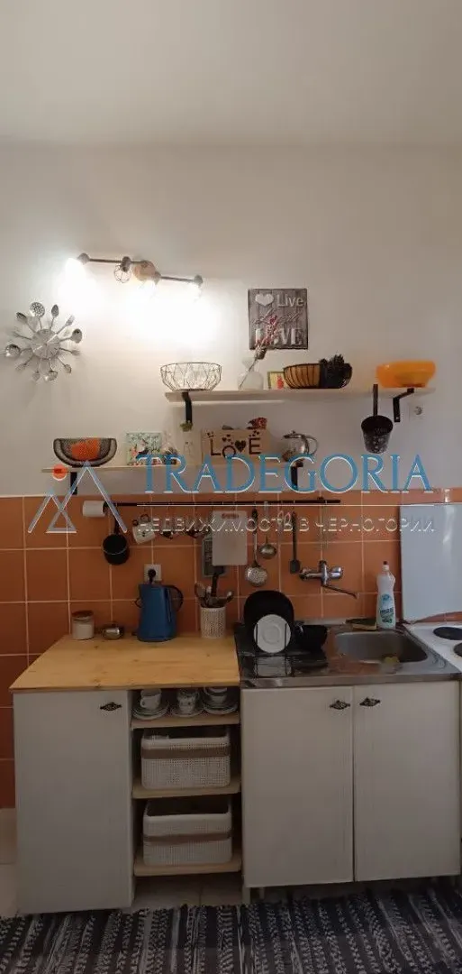 Prodaja, dvosoban stan, 53m², Sutomore, Bar