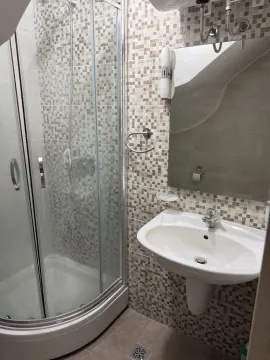 Rent, two bedroom apartment, 88m², Ljubović, Podgorica - image 16