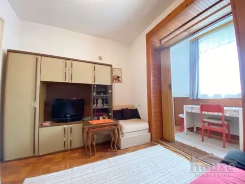 Prodaja, stan, 43300m², Adamovićevo Naselje, Novi Sad Sve Podlokacije - image 6