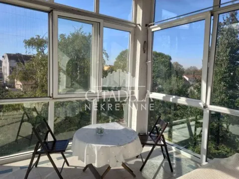 Izdavanje, trosoban stan, 110m², Zemun Kalvarija, Zemun Sve Podlokacije - image 5