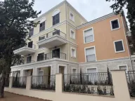 Sale, three bedroom apartment, 90m², Luštica Bay, Tivat - image 1