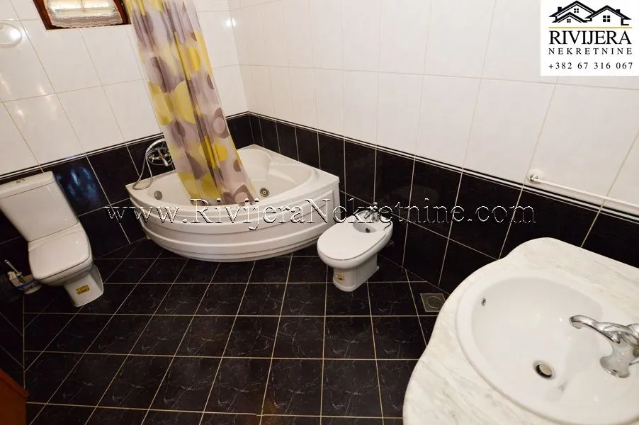 Prodaja, kuća, 136m², Bijela, Herceg Novi