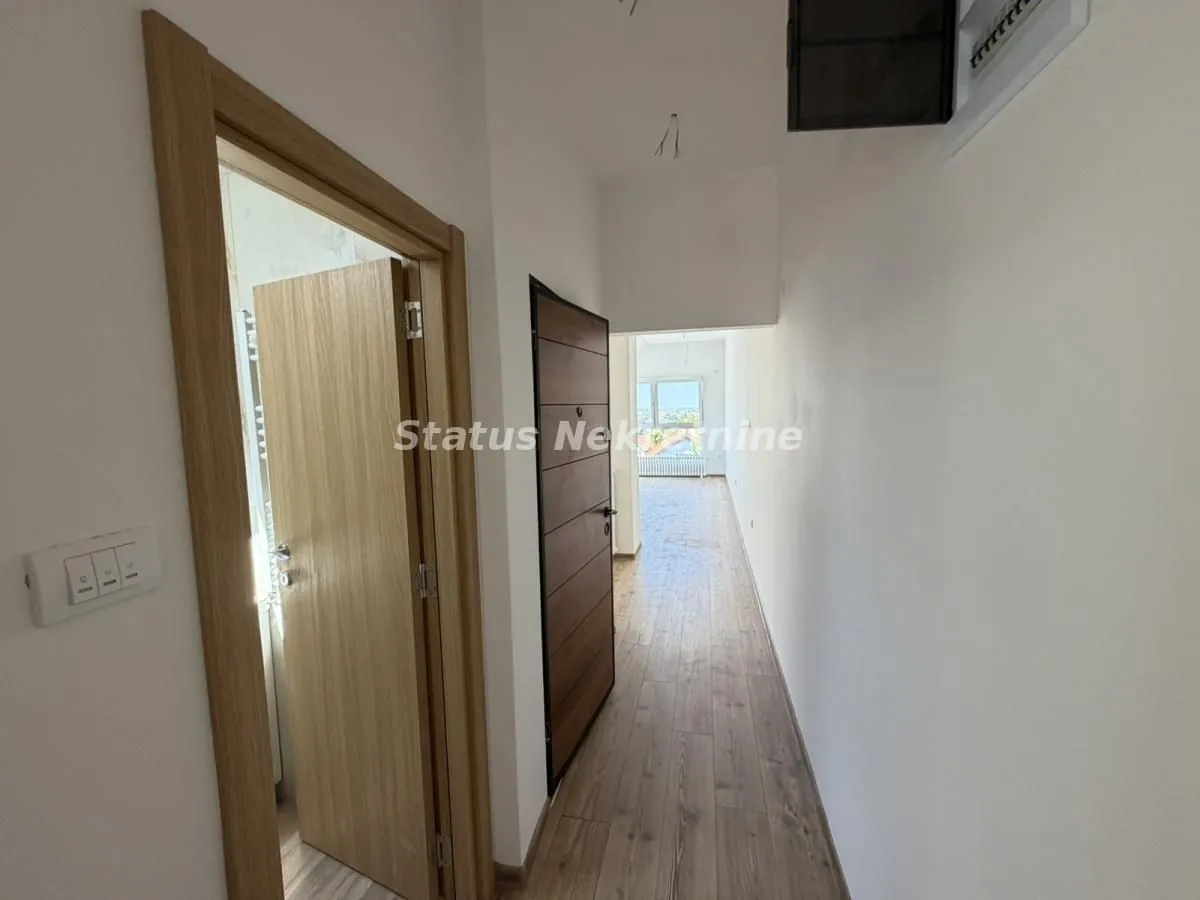 Prodaja, dvosoban stan, 54m², Sremska Kamenica, Petrovaradin