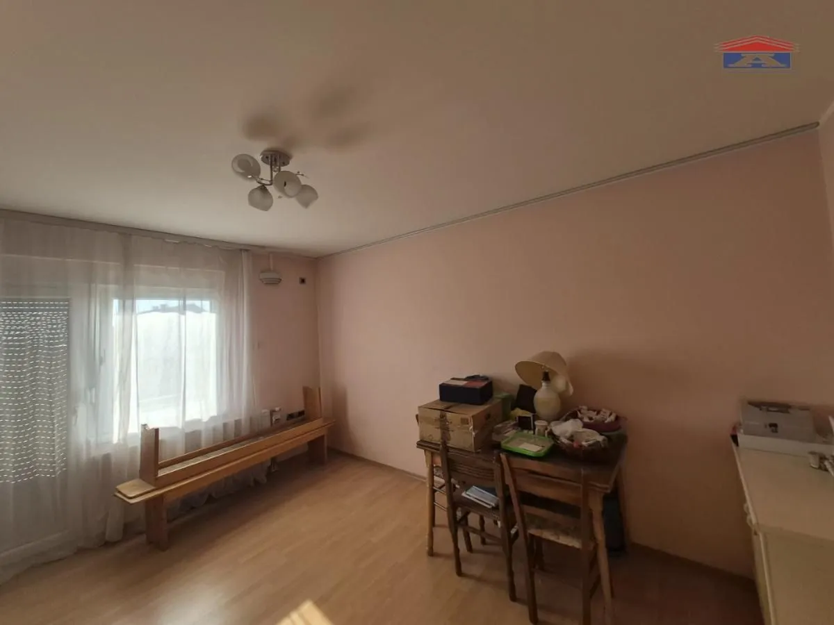 Izdavanje, kuća, 253m², Sremska Kamenica, Petrovaradin