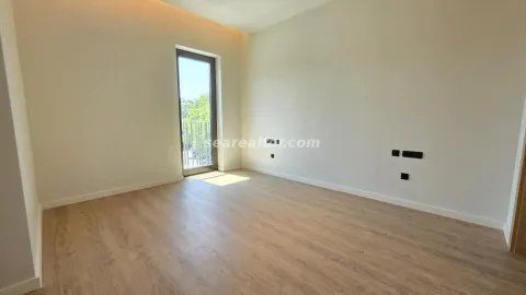 Prodaja, dvosoban stan, 90m², Porto Montenegro, Tivat - image 5