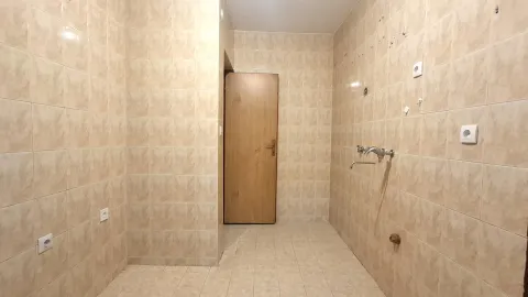 Izdavanje, dvosoban stan, 73m², Makedonsko naselje, Bar - image 7