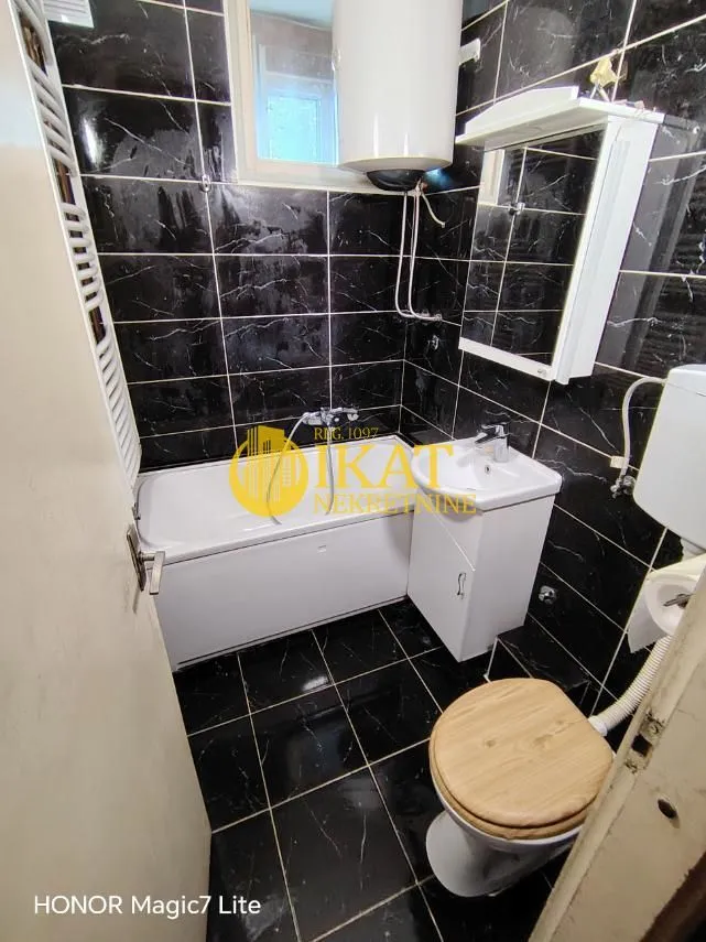 Prodaja, jednosoban stan, 38m², Padinska Skela, Palilula Sve Podlokacije