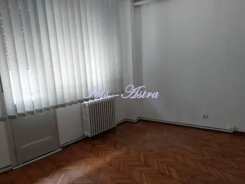Rent, three bedroom apartment, 70m², Stari Grad, Beograd - image 7